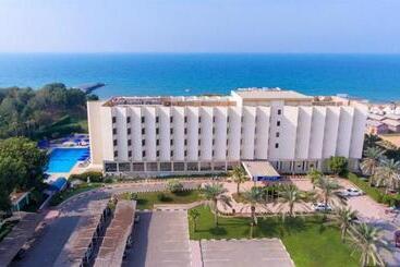 هتل Bm Beach