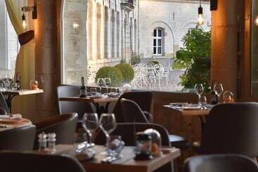 هتل Château De Cocove