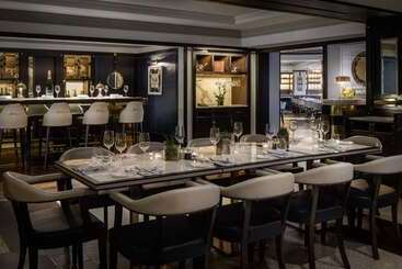 هتل Conrad Dublin