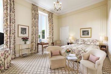 Отель Du Cap Eden Roc