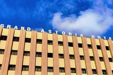 هتل Grand Astoria