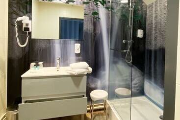 هتل Grand Hôtel Du Luxembourg & Spa