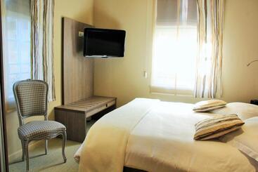 هتل Hostellerie Au Cygne
