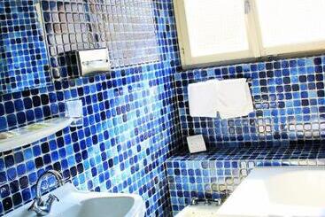 هتل Hostellerie Au Cygne