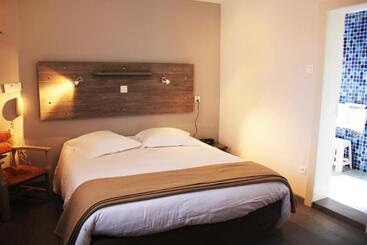 هتل Hostellerie Au Cygne
