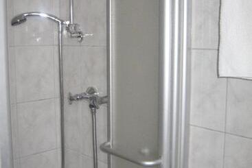 هتل Hostellerie Au Cygne