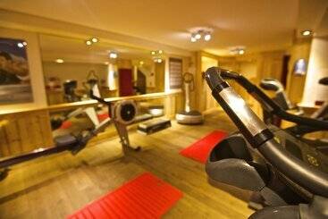 هتل Hôtel Chalet Mounier