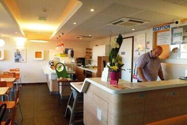 בית מלון כפרי Ibis Budget Montauban Les Chaumes