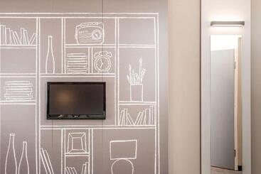 בית מלון כפרי Ibis Budget Montauban Les Chaumes