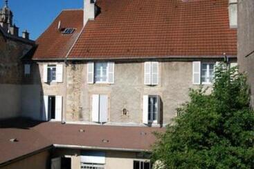 هتل Logis Grand Hôtel De L Europe