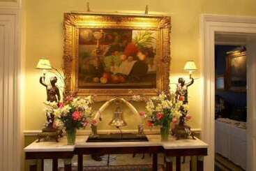 هتل Marlfield House