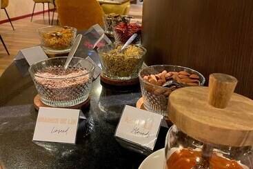 Mercure Besancon Parc Micaud   Hotel & Bar