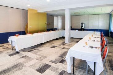 Mercure Macon Bord De Saone - Macon