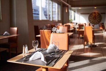 ホテル Mercure Rennes Centre Gare