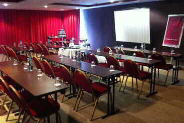 هتل Mercure Vannes Le Port