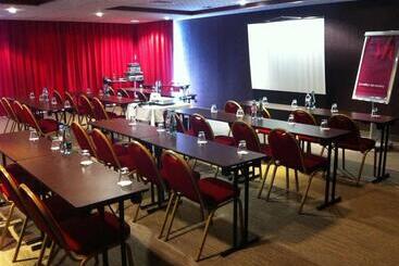 هتل Mercure Vannes Le Port