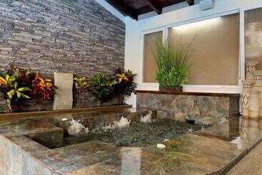 هتل Sangay Spa