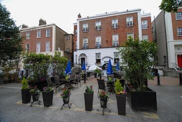 هتل The Lansdowne