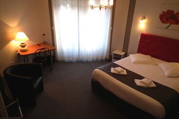 هتل Hôtel De L Aviation