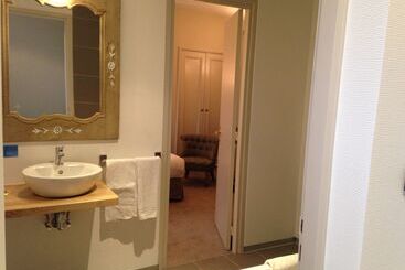 هتل Best Western Hôtel De La Bourse