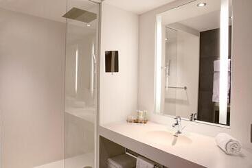 هتل Best Western Premier De La Poste & Spa