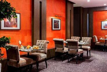 هتل Best Western Premier De La Poste & Spa