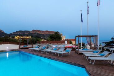 هتل Best Western Plus Hôtel La Rade
