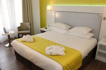 Best Western Plus Hotel Carlton Annecy