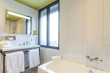 Best Western Plus Hotel De Dieppe 1880