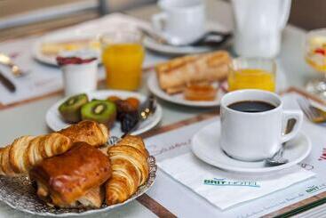 Brit Hotel Cahors   Le France