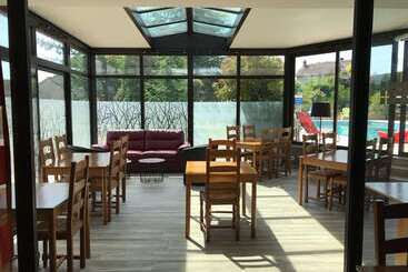 Brit Hotel Dak