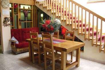 Brit Hotel Dak
