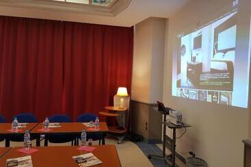 Brit Hotel De Grignan Vichy