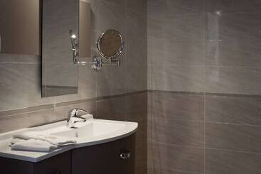 Brit Hotel De Grignan Vichy