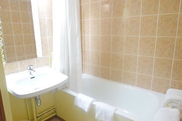 Brit Hotel Poitiers Beaulieu
