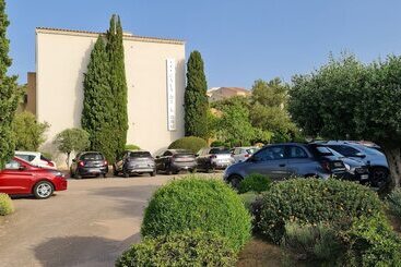 هتل Cala Di L Oru