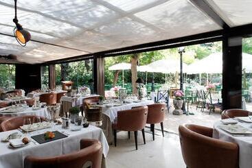 酒店 Cazaudehore, Hôtel De Charme Au Vert