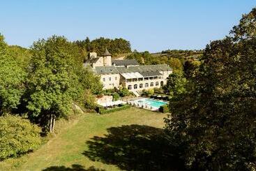 هتل Château De Fontanges
