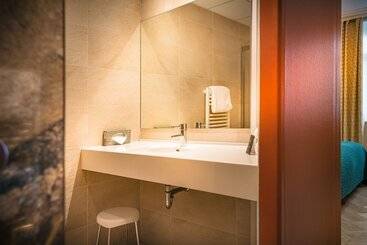 هتل Hôtel France Et Chateaubriand