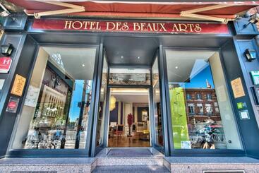 ホテル Hôtel Des Beaux Arts Toulouse