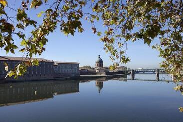 ホテル Hôtel Des Beaux Arts Toulouse