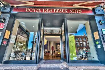 ホテル Hôtel Des Beaux Arts Toulouse