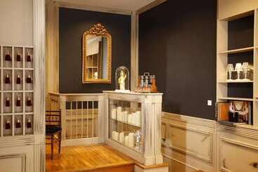 ホテル Hôtel Des Beaux Arts Toulouse