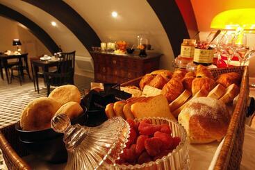 ホテル Hôtel Des Beaux Arts Toulouse