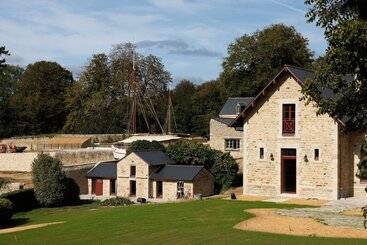 هتل Domaine De locguénolé & Spa
