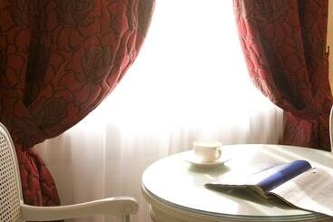 هتل Grand Hôtel Bristol