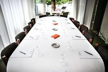 هتل Hôtel Helvie