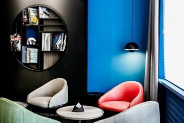 هتل Hostellerie Du Chapeau Rouge
