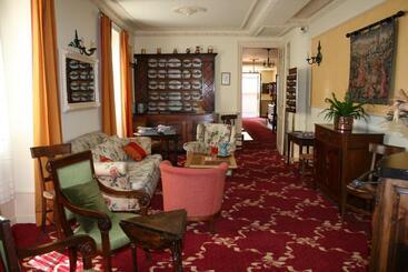هتل Hôtel Bel Air
