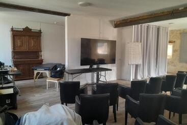 هتل Hôtel De France